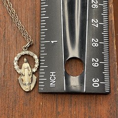 Vintage Creed 925 Sterling Miraculous Mary Medal Halo Pendant 14.5 Inch Chain