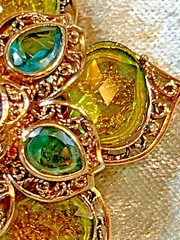 Vintage Monet Glamorous Victorian Style Gold Fashion Brooch
