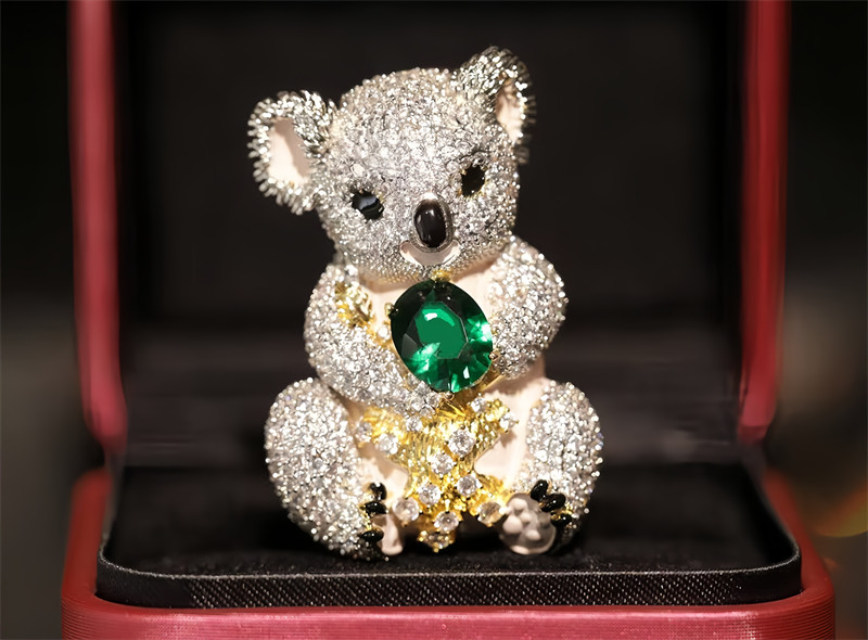 Original Design Green Zircon Koala Brooch Creative Animal Jewelry Pin 4.5*3.2CM
