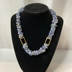 Vintage Sodalite Beaded Necklace Gold tone Twisted Chips Chunky Choker 16″