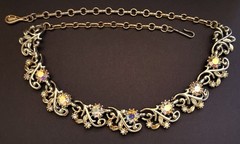 Vtg Coro – Signed – Beautiful Ivy Lace & AB Rhinestone Necklace