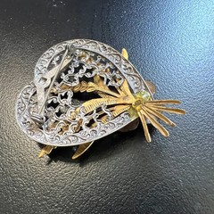 Vintage Womens Heart Floral Wheat Brooch Mixed Metal Faux Pearl Center