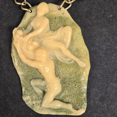 Art Deco Acrylic Resin Couple Courting Raised Relief Pendant Chunky Chain