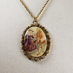 Vintage Porcelain Cameo Lover Dance Courting Couple Gold Tone Pendant 23″ Chain