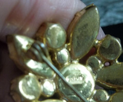 Vintage Austria Red & Pink Rhinestone Brooch 1.5″ Floral Cluster Gold‑Tone