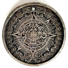 Vtg 1974 Mayan/Aztec Calendar Pendant – Altered Bergamot Brass Belt Buckle -USA