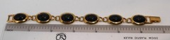 Vintage Napier Pat. Pend. Gold Tone Link Bracelet Black Onyx Glass Cabochon 7″
