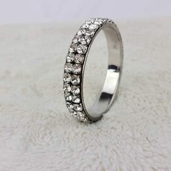 1950s Vintage Bangle Bracelet with a Double Row of Rhinestones – 1950s