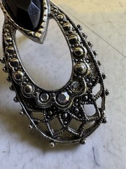 Vintage Filigree Brooch Earring Set Black Stone Bow Look Silver Tone