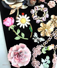 Vintage High End Flower Brooch Earring Jewelry Lot wSets Hollycraft Weiss Emmons