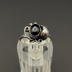 Vintage Native Black Onyx Ring Floral Boho Minimalist