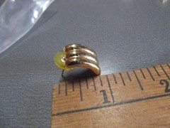 1 Pair Old 1″in Stud Gold Tone Bars 1/4 Moon Shape