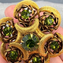 Vintage Brooch Green Stones Textured Gold Tone Swirls 2 Inches