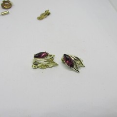 Jewelry Vintage Many pieces wearable 5 oz. Ring Earrings Pendants Stick Pin