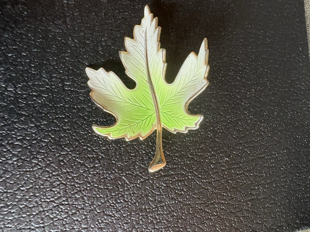 Vintage Maple Leaf Brooch