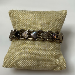 Vintage Gold Tone Chunky Heart Link Bracelet Textured Fold Over Clasp Charm 6.75