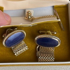 Swank Purple Enamel Cufflinks & Tie Tack Set 1950s Gold Tone Metal Ovals