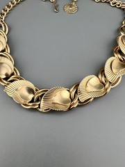 Vintage Collar Necklace Gold Tone Leaf Link Textured Layered Chunky Retro 16″