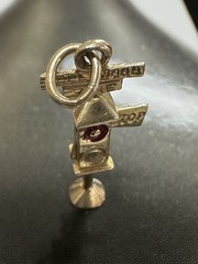 14K Vintage Gold HOLLYWOOD VINE STOP GO YES NO TRAFFIC SIGNAL Pendant Charm 1.8g