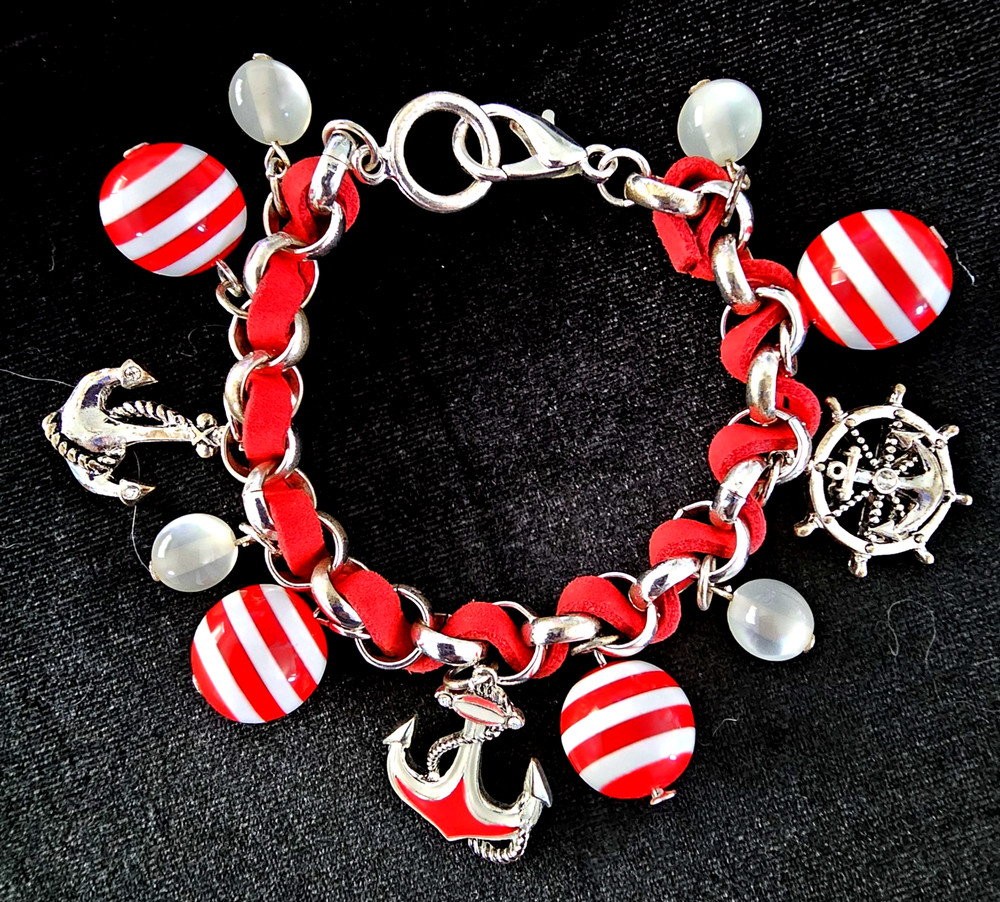 Vtg Nautical Charm Bracelet Red White Glass Beads Enamel Suede Anchor 8″ Beach