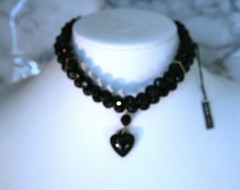 Black genuine Lucite beaded layered collar necklace 12″ + 2″ with heart charm
