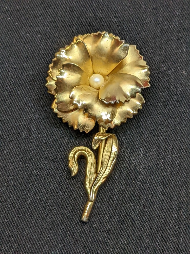 Vtg Gold Tone Carnation Flower Brooch Faux Pearl Center Floral Pin Mid Century