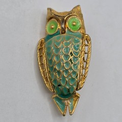 Vintage Gold Tone Teal Green Enamel Owl Brooch Bird Pin Whimsical Animal Retro
