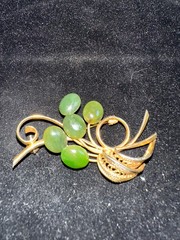 Vintage Yellow Gold Plated Filligree & Green Jade Brooch Pin, 2″ inches