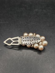 Vintage Art Deco Cream Faux Pearl Rhinestone Accent Fur Dress Clip