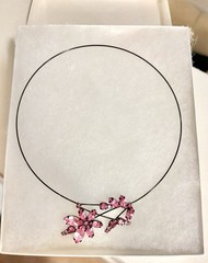 FREE SHIP! Vintage Collar necklace Black wire Pink crystals, Gift box.