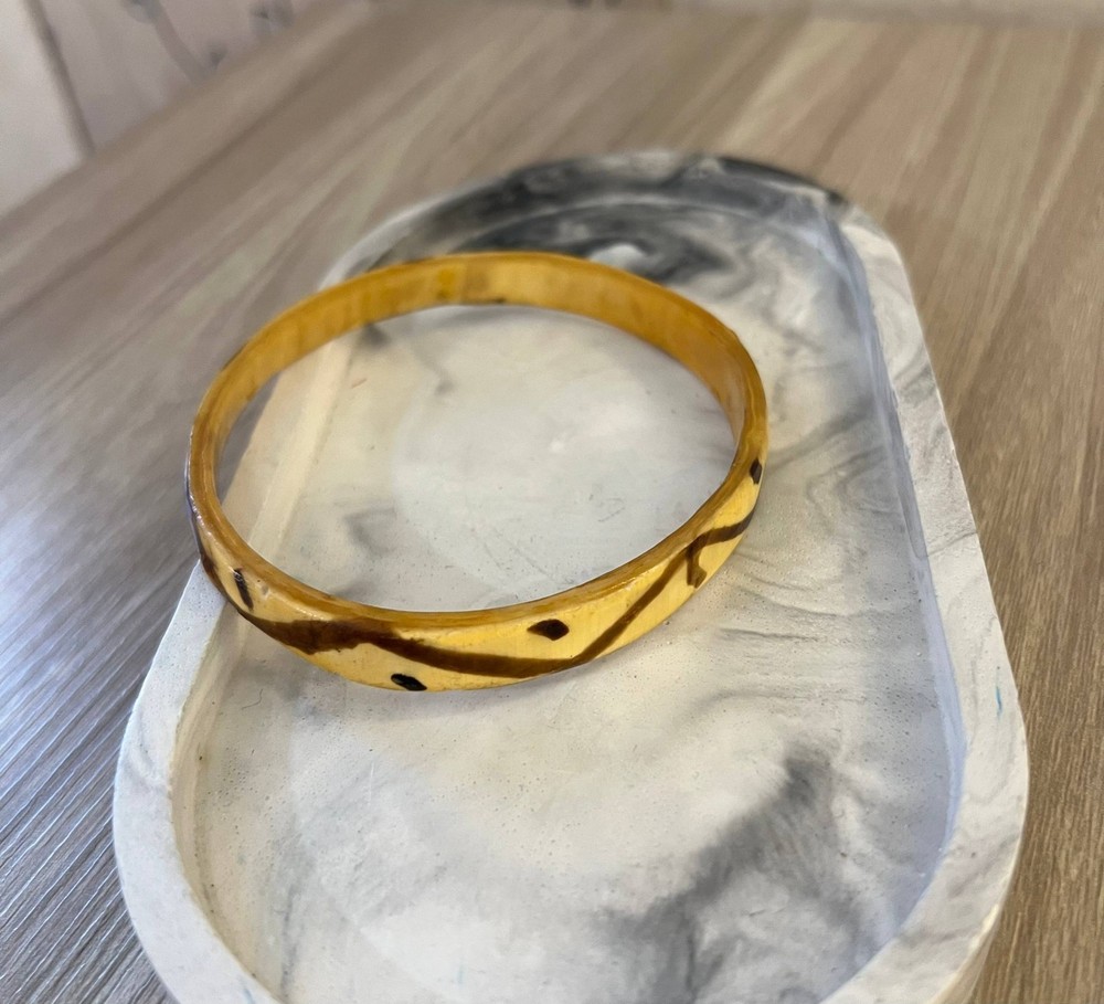 Vintage Tortoiseshell Bangle Bracelet Brown Cream Acrylic Resin Jewelry