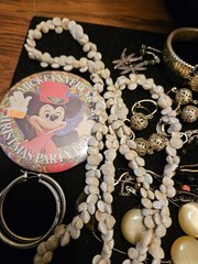 Vintage Lot Jewelry Wear Repair Craft Beads Glass Watch Plastic Metal Shell