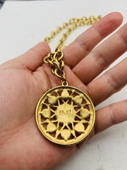 Vintage Gold Tone Pastel Renfaire Medallion Chunky Liz Claiborne 28” Necklace