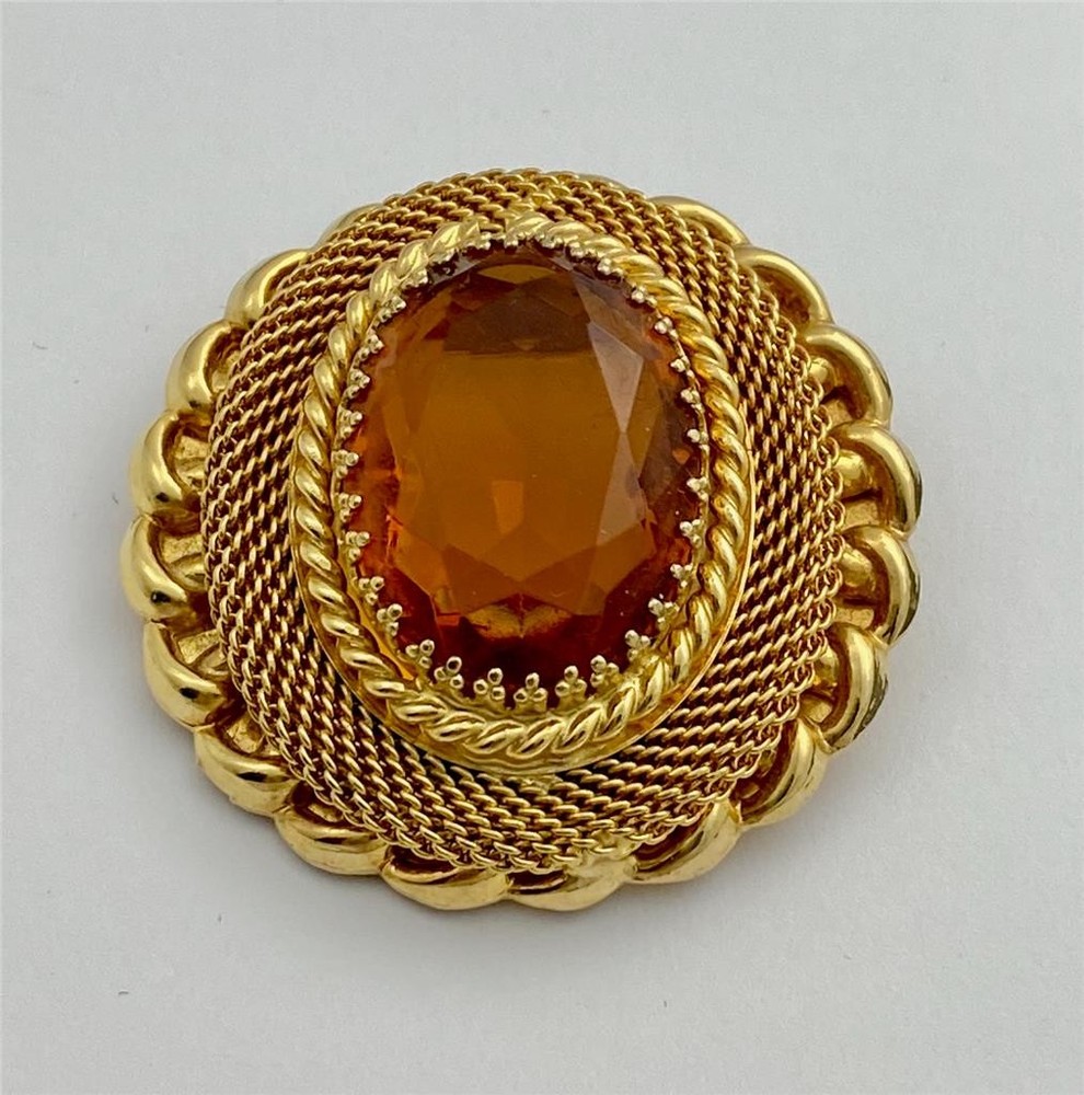 Vintage 1980’s Large Citrine Glass Stone Gold Tone Layered Mesh Metal Brooch Pin
