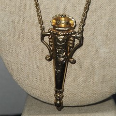 1928 Gold Tone Perfume Needle case Necklace Ornate Engraved Amphora Pendant 30in