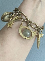 Vintage Signed Chunky Charm Bracelet KARU 60’s Space Race atomic planets 7″