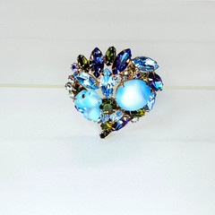 Vintage Blue Aurora Borealis Rhinestone Brooch Pin Flowers Blue Stone