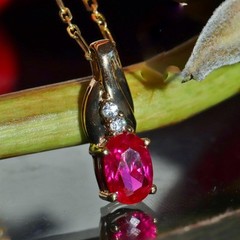 10k yellow gold pendant 0.93ct lab created ruby solitaire charm 0.95gr N3634