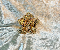 Vintage Monet Glamorous Victorian Style Gold Fashion Brooch