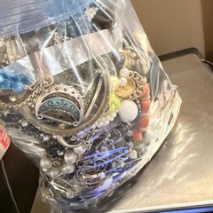 Almost 7 Pounds LBS VINTAGE TO NOW CRAFT SCRAP Jewelry Lot Harvest Repurpose