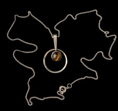 Kultaseppä Salovaara Finland 830H Tiger Eye Modernist Pendant Necklace