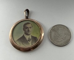 Edwardian Rolled Gold Double Sided Momento Mori Mourning Photo Locket 2 Photos