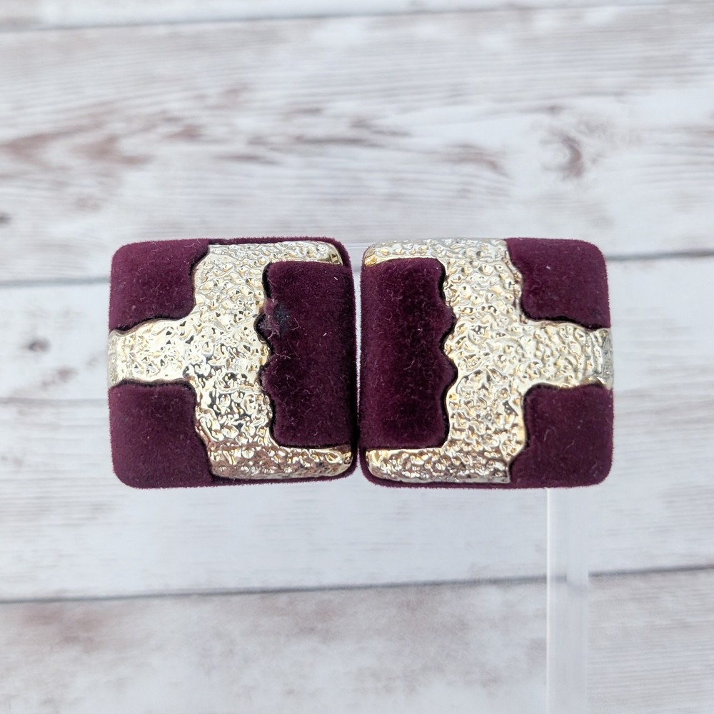 Vintage Clip On Earrings Burgundy & Gold Tone – Condition Issues