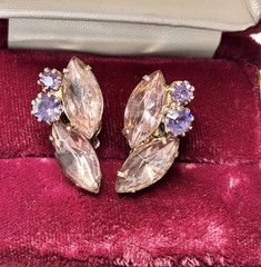 Vintage Gold Tone Purple Pink Rhinestone Clip-on Earrings 24mm Long Beautiful
