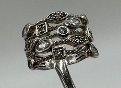 Awesome Vintage Unbranded 925 Sterling Silver Clear Gems Confetti Size 9 Ring