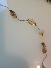 LC Liz Claiborne Or Lauren Conrad Goldtone Acrylic Bead Polished Stone Necklace