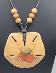 VTG Decoupaged Large Sand Dollar pendant necklace Wood Beads 28″ Leather Cord