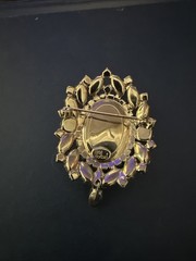 Vintage Hobe Cameo Silver Tone Mother of Pearl Rhinestone Brooch