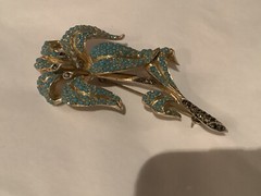 VINTAGE AUTHENTIC SIGNED STERLING SILVER (835) TURQUOISE & MARKASITE FLOWER BROO