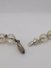 VINTAGE RAINBOW BUBBLE BEAD HAND STRUNG & KNOTTED NECKLACE! 18″ Box Clasp